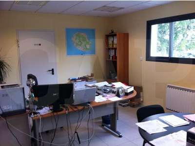 A louer plateau de bureaux 300m² secteur Auray