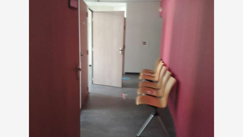 Plateau de bureaux 360m² à louer à Châtellerault