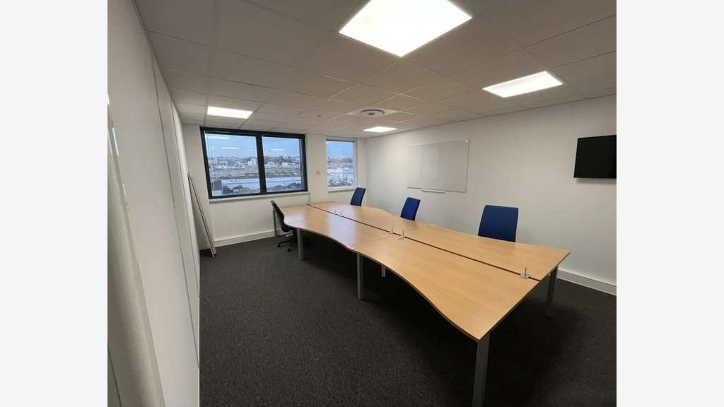 À louer bureaux ERP 462m² au Havre proche Docks