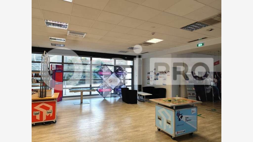 Bureaux 191m² RDC à louer Limoges centre