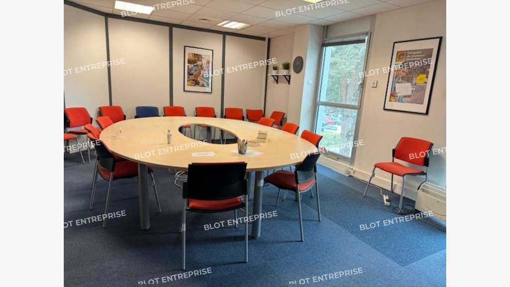 A louer plateau de bureaux 600m² Nantes Chantrerie