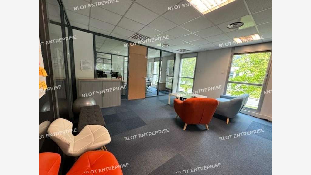A louer plateau de bureaux 600m² Nantes Chantrerie