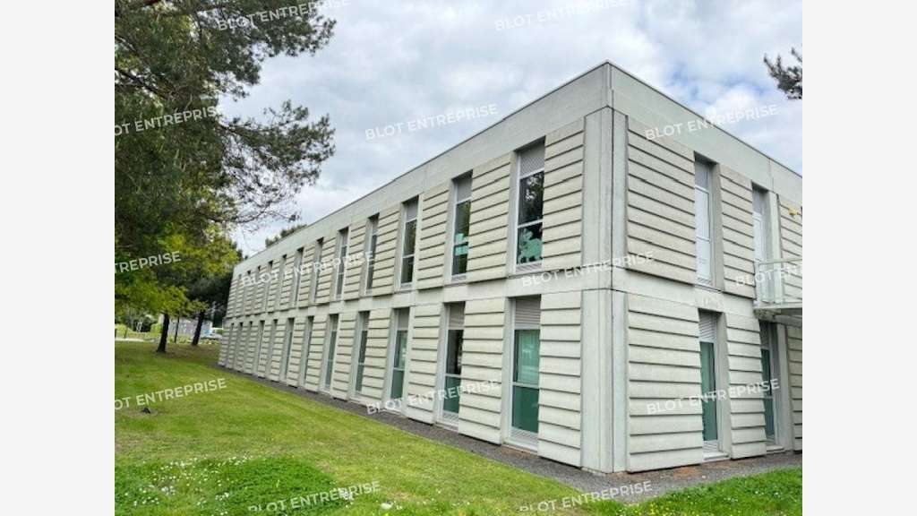 A louer plateau de bureaux 600m² Nantes Chantrerie
