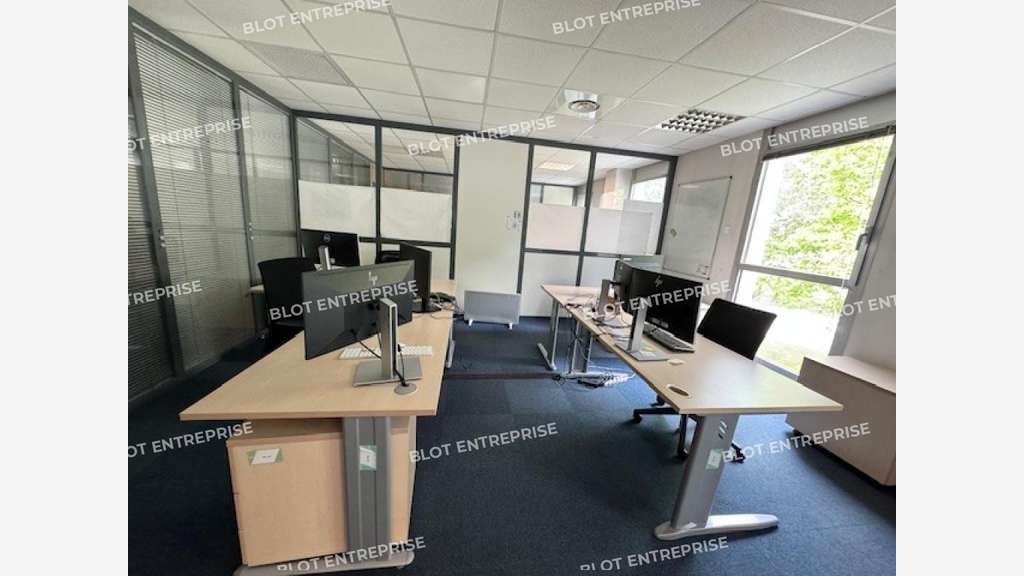 A louer plateau de bureaux 600m² Nantes Chantrerie