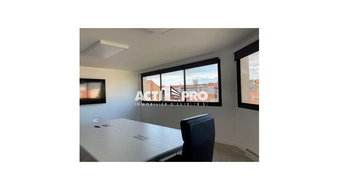 A louer bureaux 136m² R+3 PMR à Perpignan