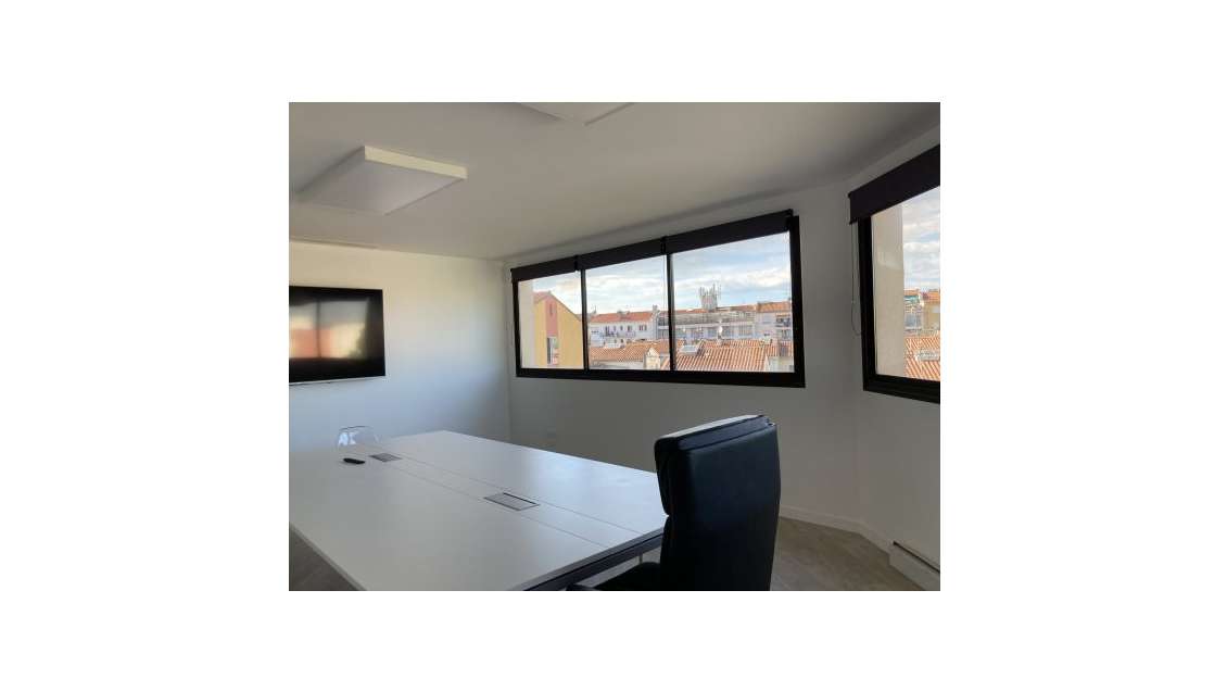 A louer bureaux 136m² R+3 PMR à Perpignan