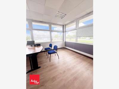 A louer bureaux récents 50m² RDC ZA Chartres