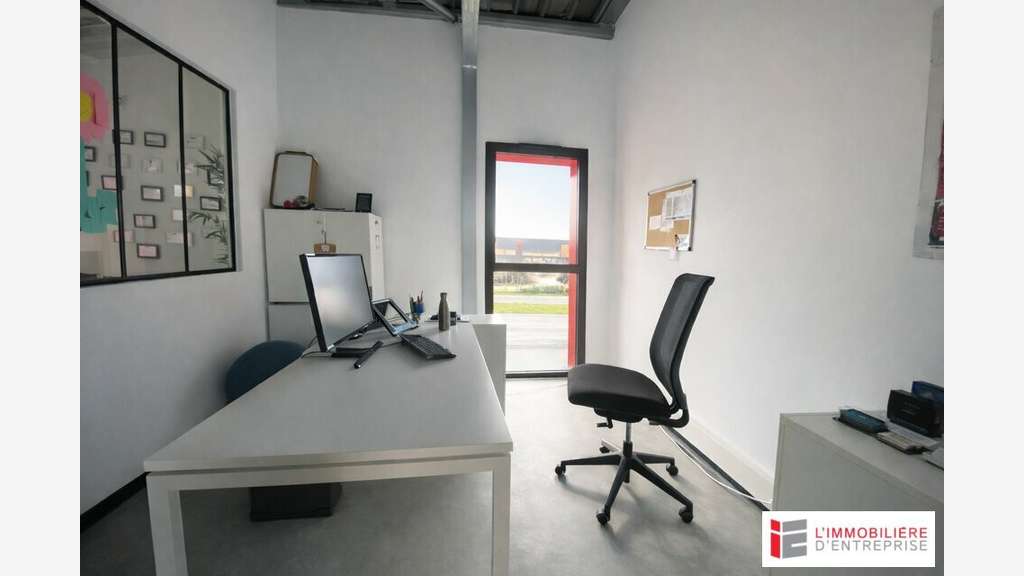 Bureaux loués en excellent état à louer à Rennes