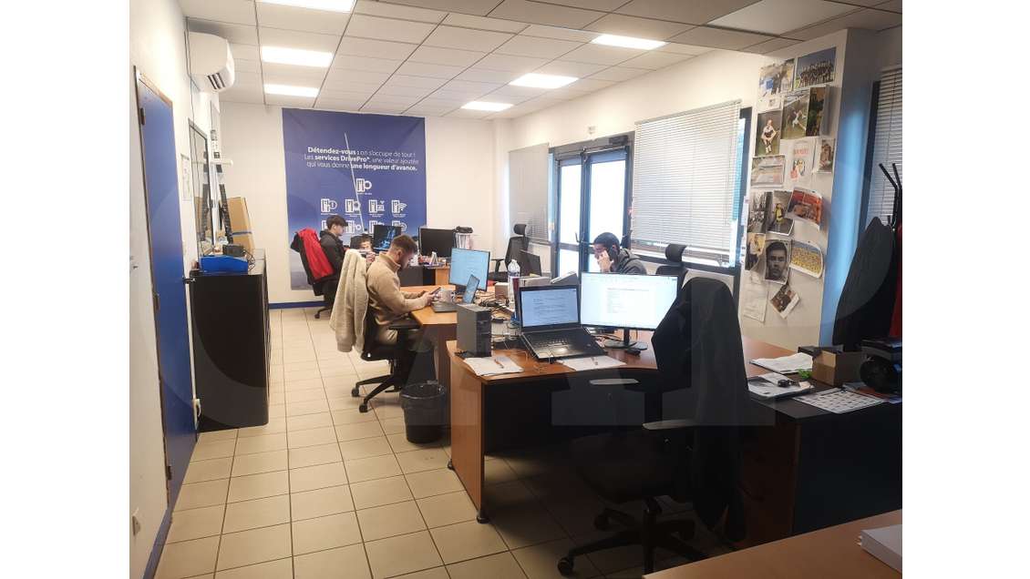A louer plateau de bureaux RDC 150m² à Vannes Est