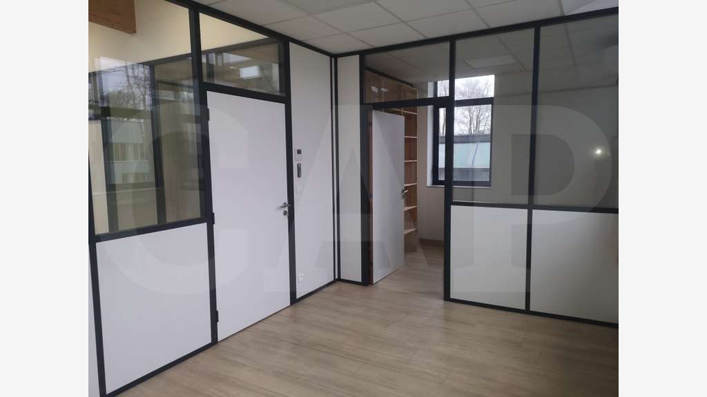 A louer plateau de bureaux 255m² à Vannes PIBS