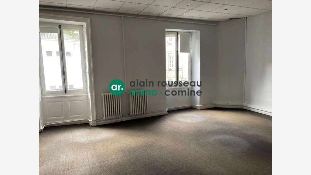 A louer bureaux 236m² R+2 à Nantes centre
