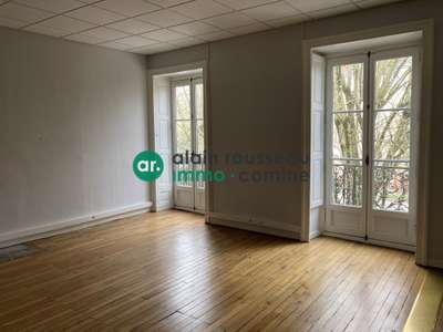 A louer bureaux 236m² R+2 à Nantes centre