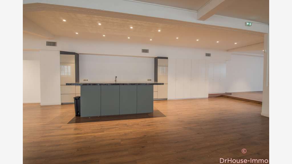A louer plateau professionnel 426m² à Paris 12e