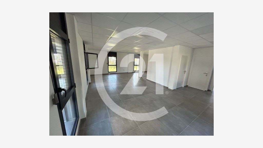 A louer bureaux neufs 120m² à Guilherand-Granges