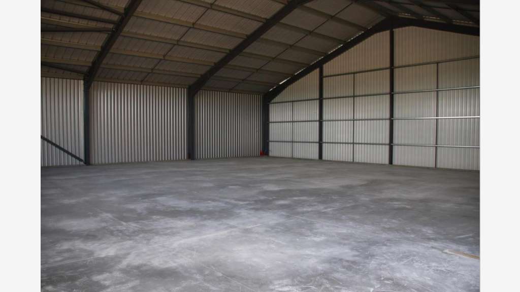 A louer plateforme logistique secteur Rochefort