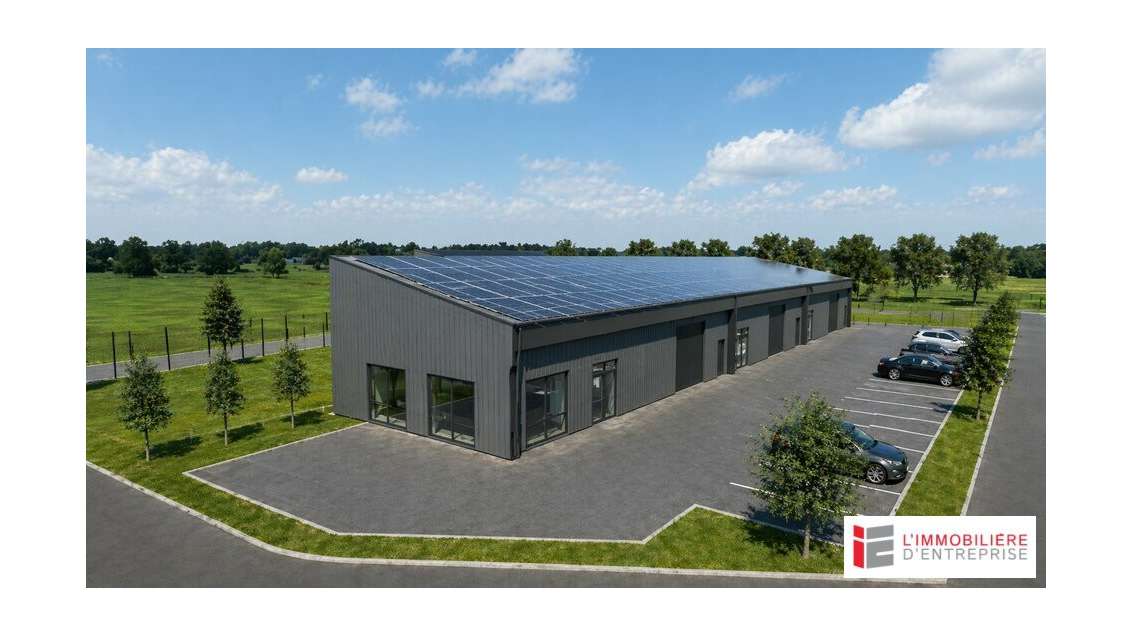 Local d'activité de 715m² à louer en ZA Plechâtel
