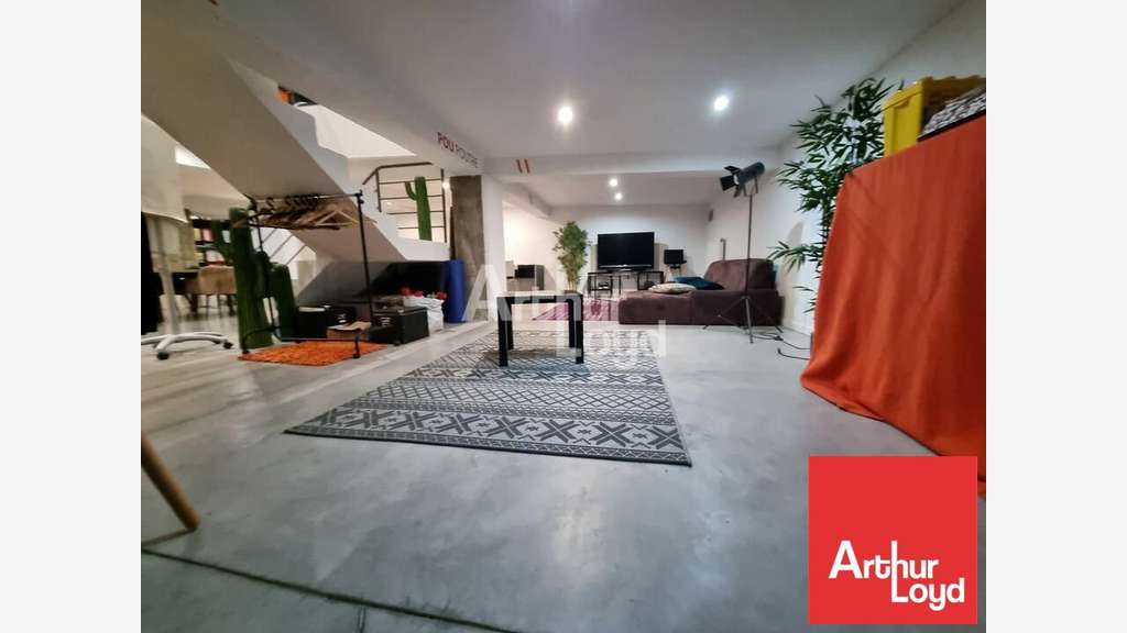 A louer bureaux 238m² à Poitiers centre Gare