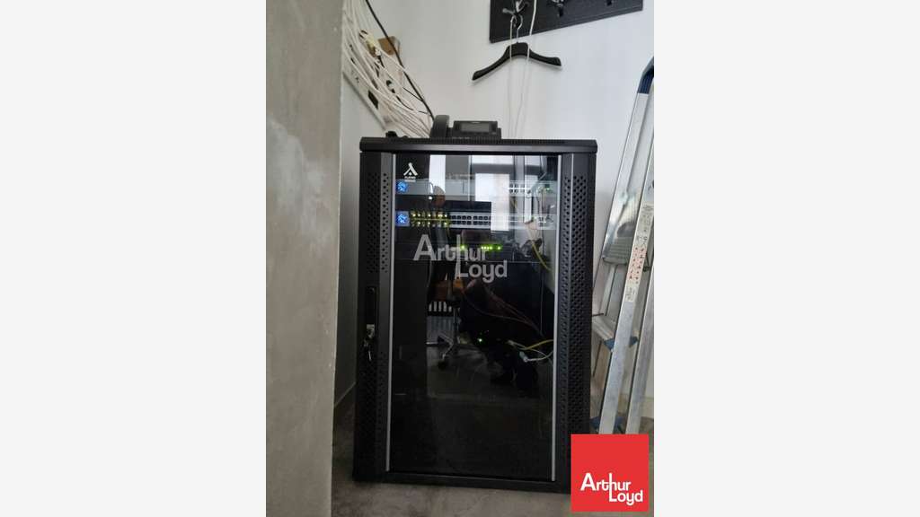 A louer bureaux 238m² à Poitiers centre Gare
