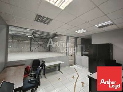 Location Locaux d'activités - Entrepôts à Poitiers