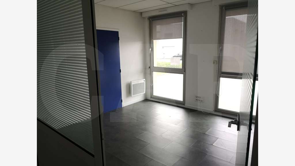 A louer plateau de bureaux de 222m² à Pontivy