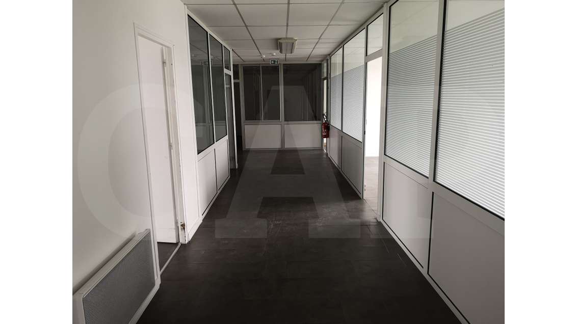 A louer plateau de bureaux de 222m² à Pontivy