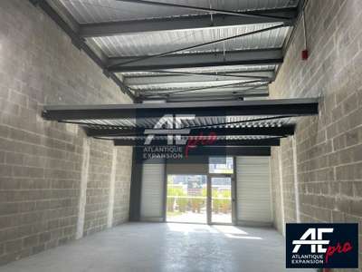 Location Locaux d'activités - Entrepôts à Pornichet