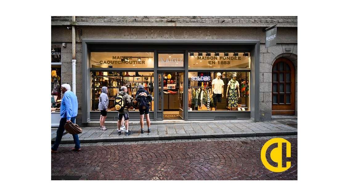 Location pure local 195m² à Lyon 7eme