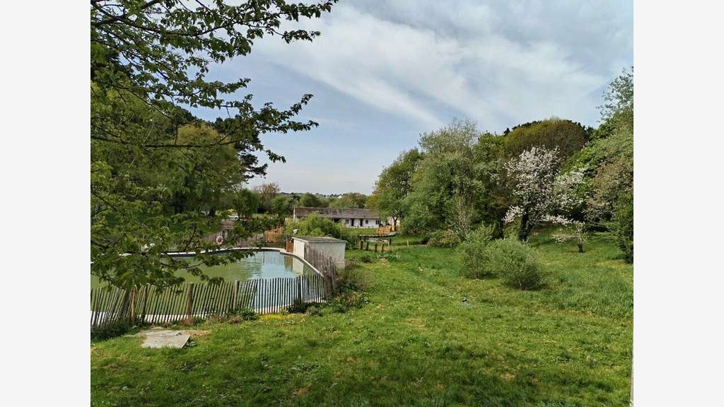 Cession local d'activités de 8000m² en Morbihan