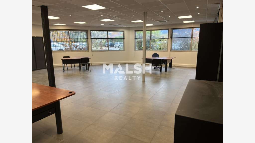Loue bureaux de 70m² à Saint Maurice de Beynost