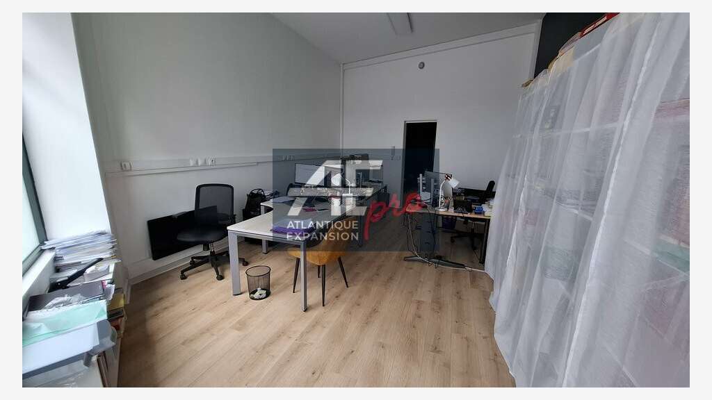 A louer bureaux de 100m² à Saint-Nazaire Port