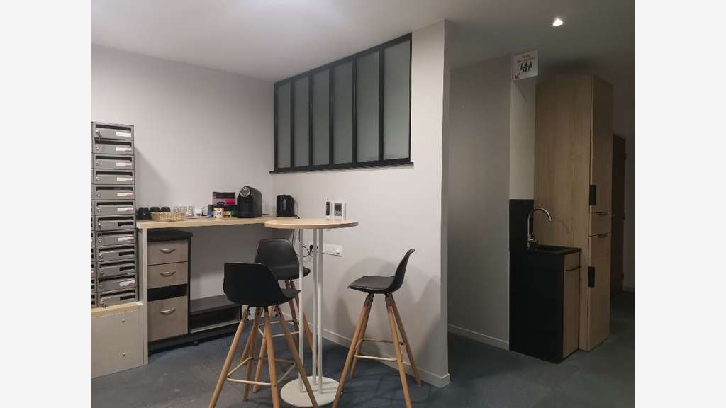 A louer salle reunion 30m² à Mâcon Rue Tourneloup