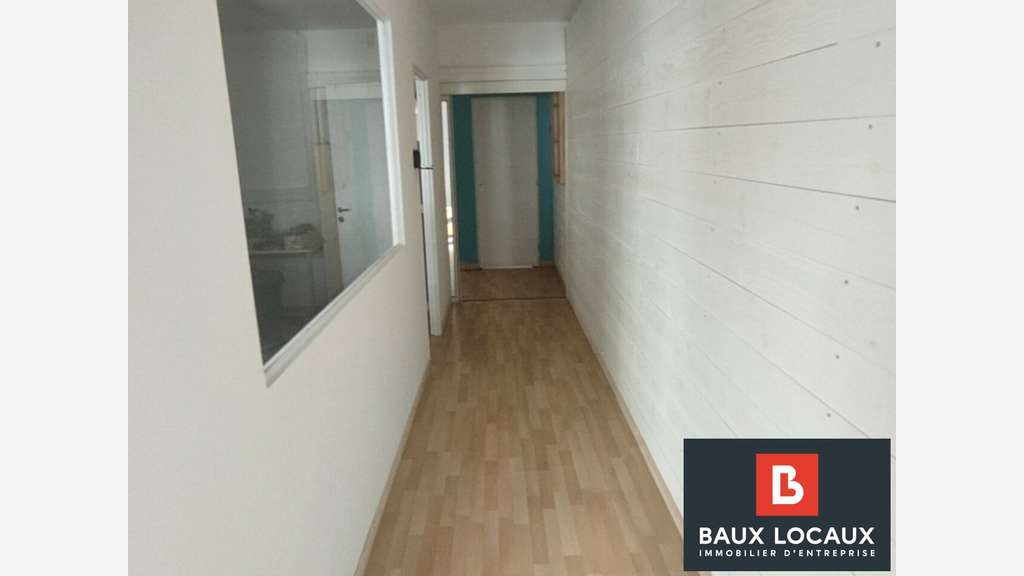 Bureaux de 45m² en R+1 à louer à Salon de Provence