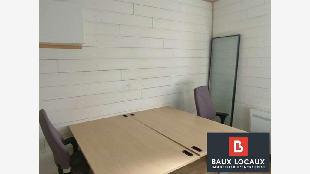 Bureaux de 45m² en R+1 à louer à Salon de Provence