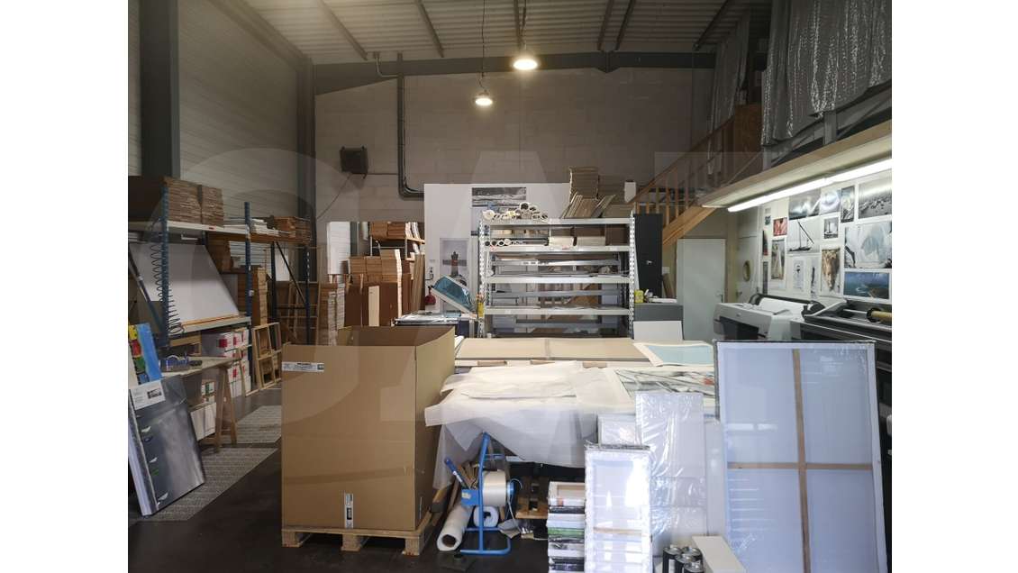 Loue bâtiment d'activités de 210m² secteur Auray