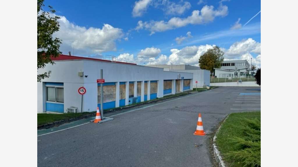 À louer site industriel de 13 120m² à Moreuil