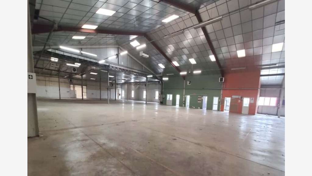 A louer site industriel 6795m² à Decazeville