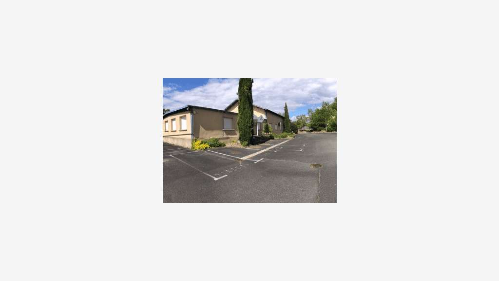 Site industriel 6795m² sur 1,6 ha à Decazeville 