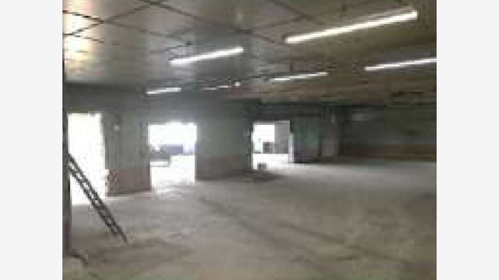 A louer site industriel polyvalent 850m² à Nogent