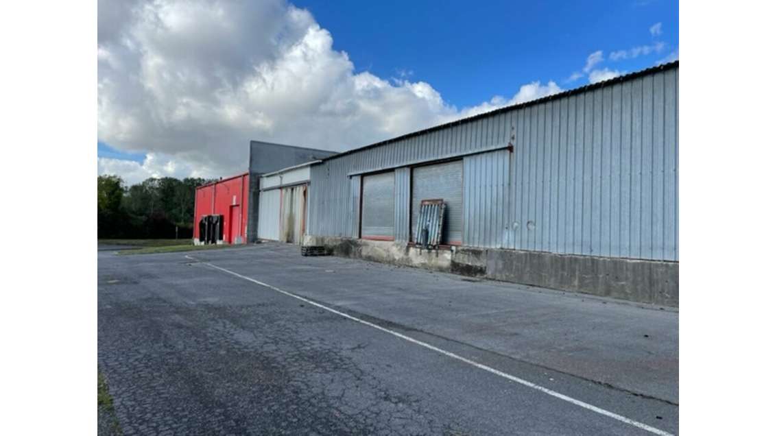 À louer site logistique de 4 690m² à Moreuil