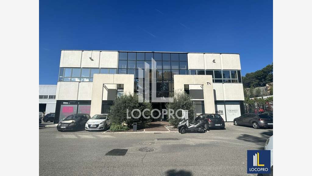 Bureaux de 485m² à louer à Sophia Antipolis