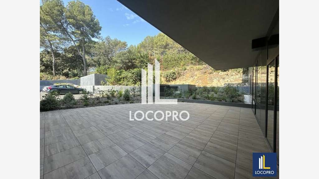 Bureaux de 4625m² à louer à Sophia Antipolis