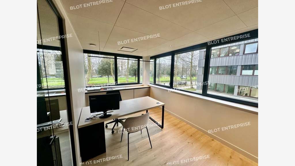 Sous-location bureaux 90m² proche métro à Rennes