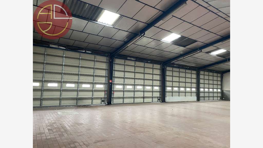 Location entrepôt 1374m² Sud Ouest Toulouse Muret