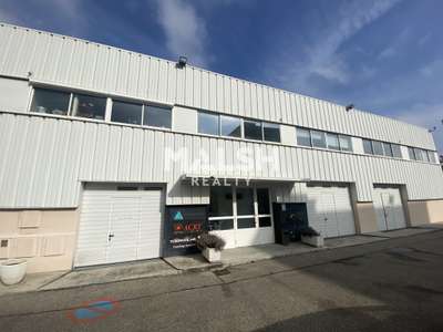 Loue bureaux 266m² au 1er étage à Vaulx-en-Velin