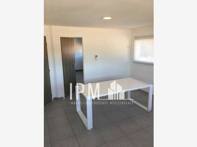 A louer bureaux 71m² R+1 à Aix-en-Provence