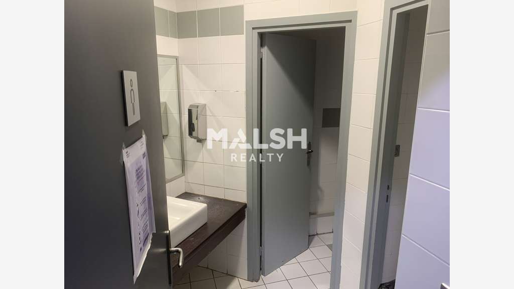 A louer bureaux 171m² à Lyon 7e Gerland