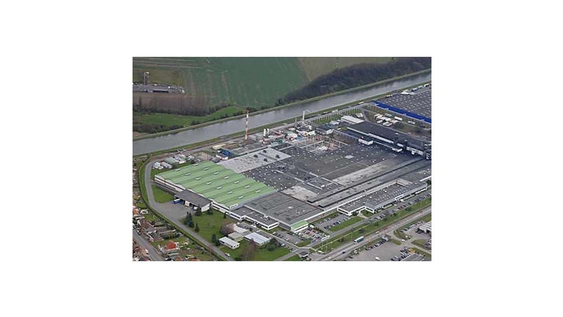 A louer surface en parc industriel à Locon