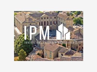 A louer terrain 1257m² Peyrolles-en-provence 13860