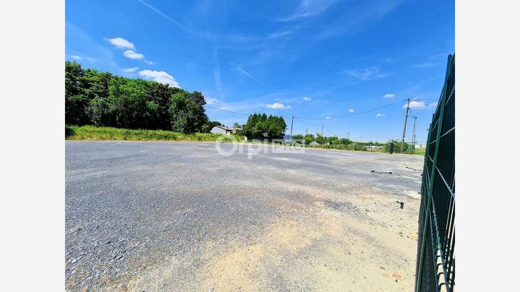 A louer terrain 2400m² aux portes de Soissons