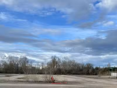 A louer terrain 10000m² prox A6 Champs-sur-Yonne